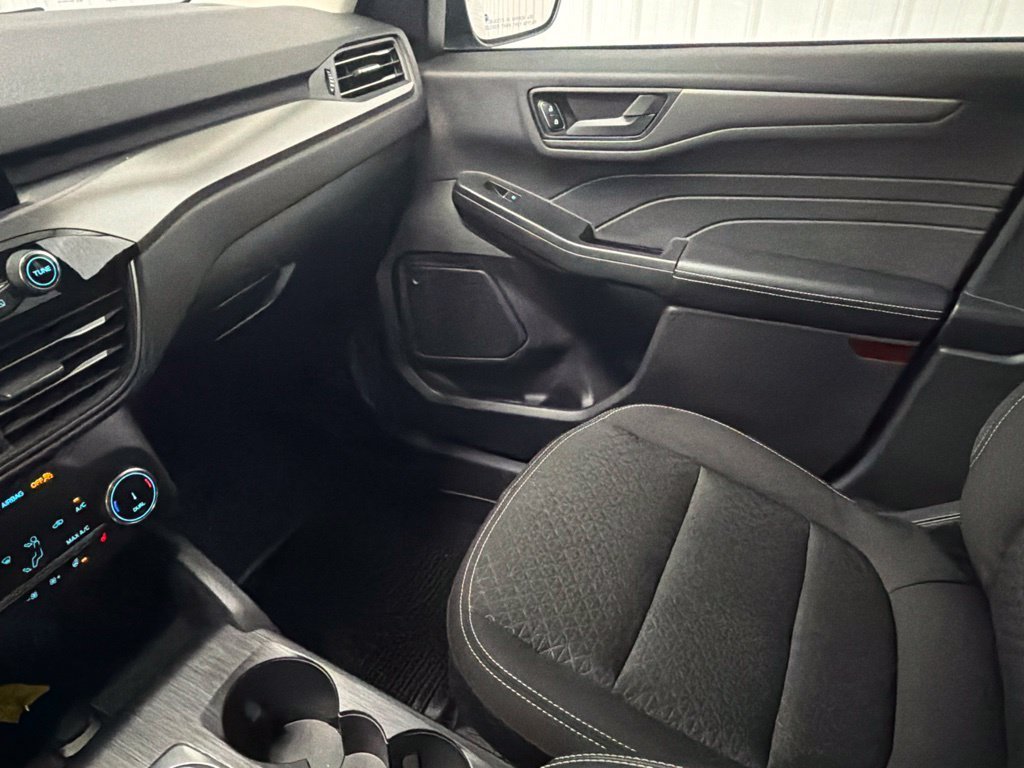Used 2024 Blue Ford Active image 17