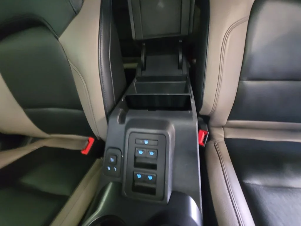 Used 2024 White Ford Wildtrak image 27
