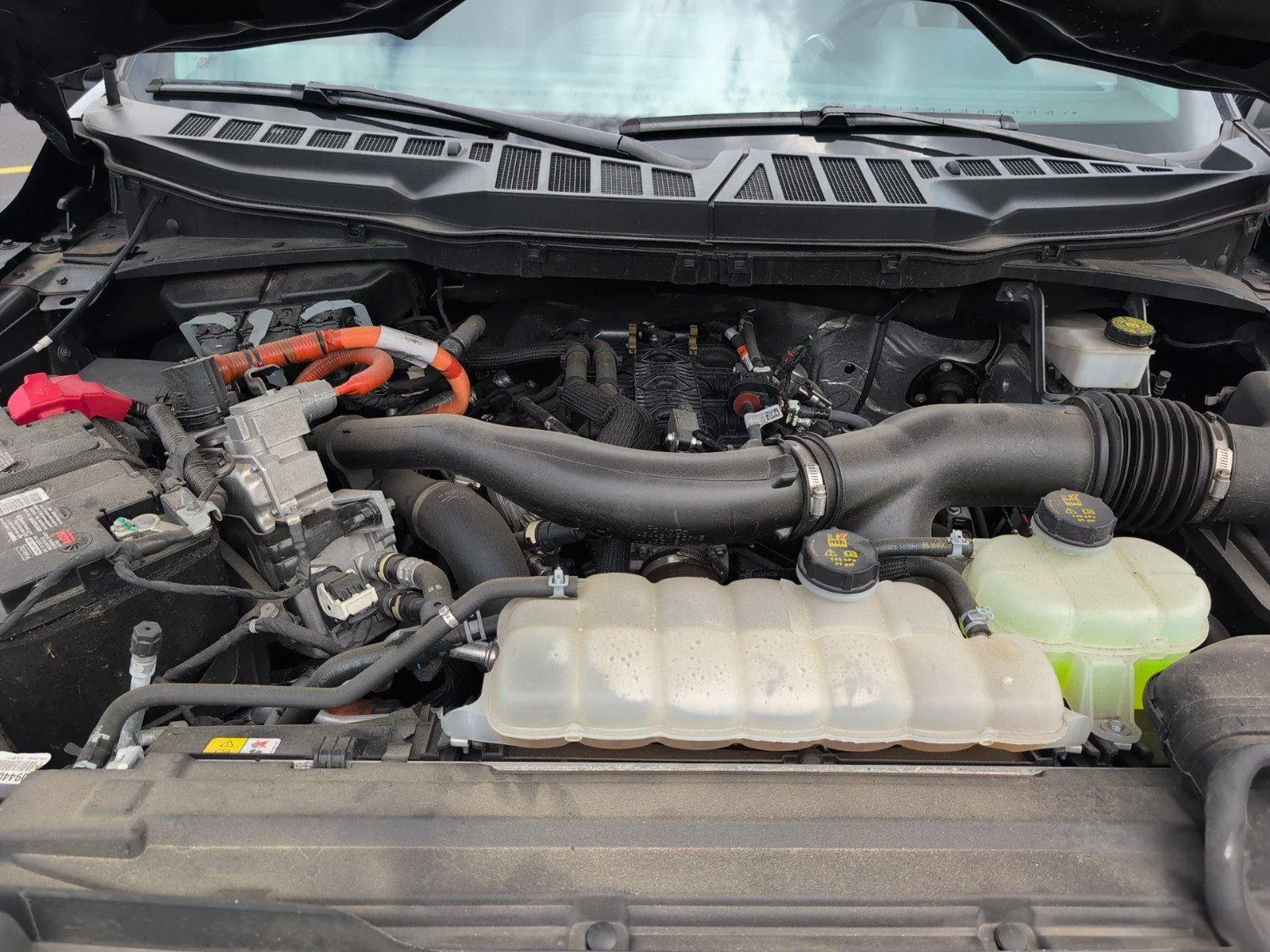 Used 2024 Agate Black Ford XLT image 4