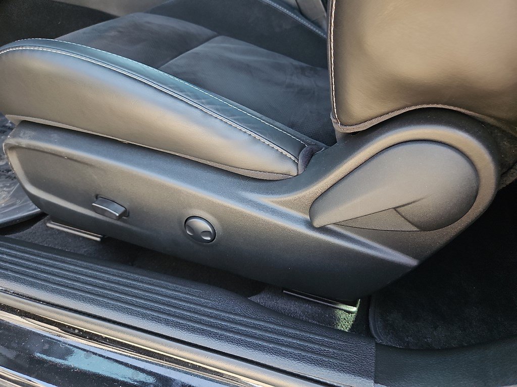 Used 2022 Pitch Black Clearcoat Dodge R/T Scat Pack image 13