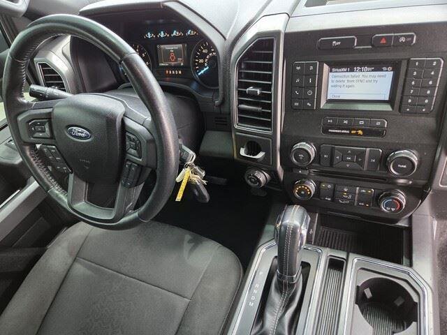 Used 2018 Magma Red Metallic Ford XLT image 33