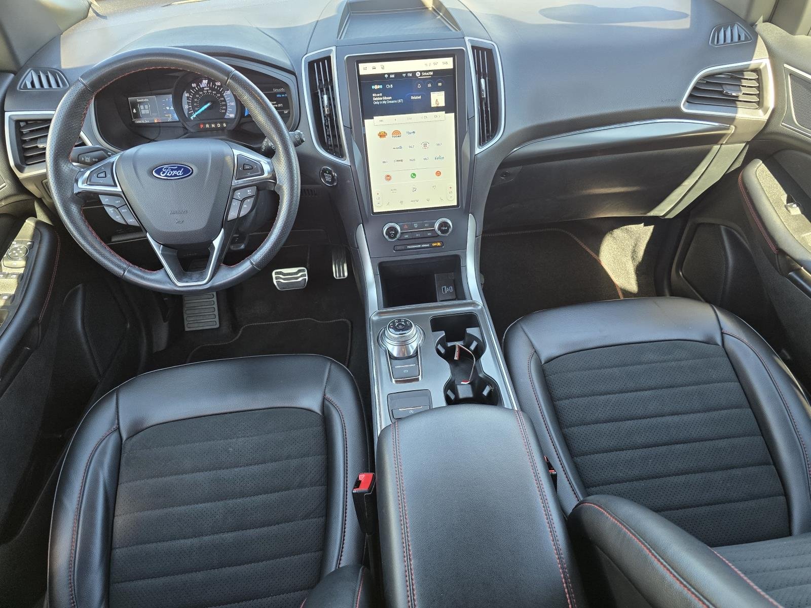 Used 2024 Gray Ford ST-Line image 11