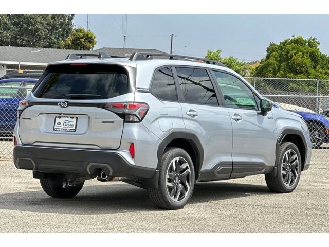 New 2026 ICE SILVER METALLIC Subaru Limited Hybrid image 7