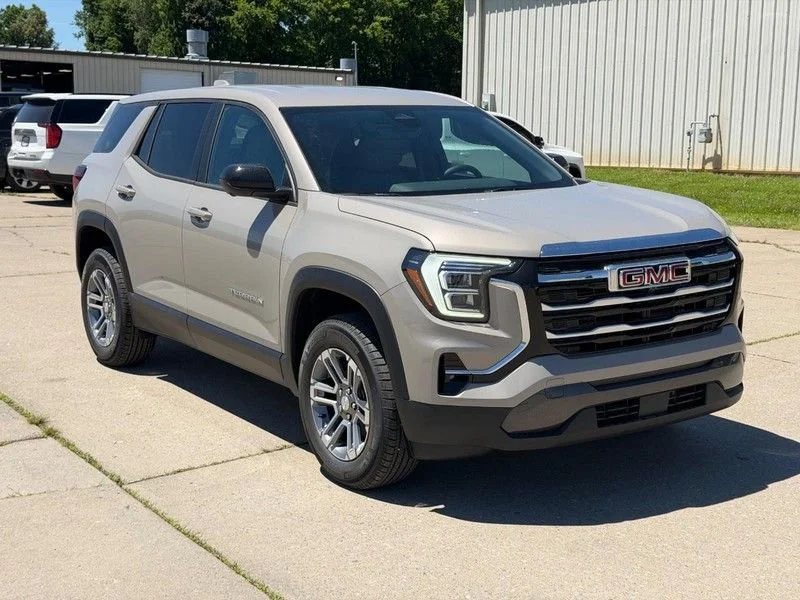 2026 GMC Terrain Elevation FWD's photo