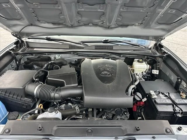 Used 2021  Toyota TRD Off-Road image 32