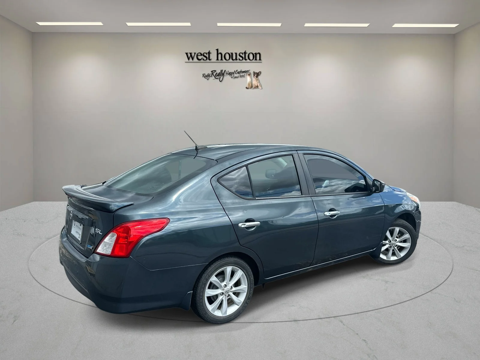 Used 2015 Graphite Blue Nissan SL image 6