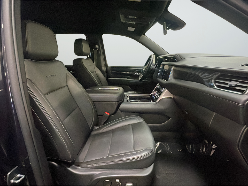 Used 2023 Silver GMC Denali image 26