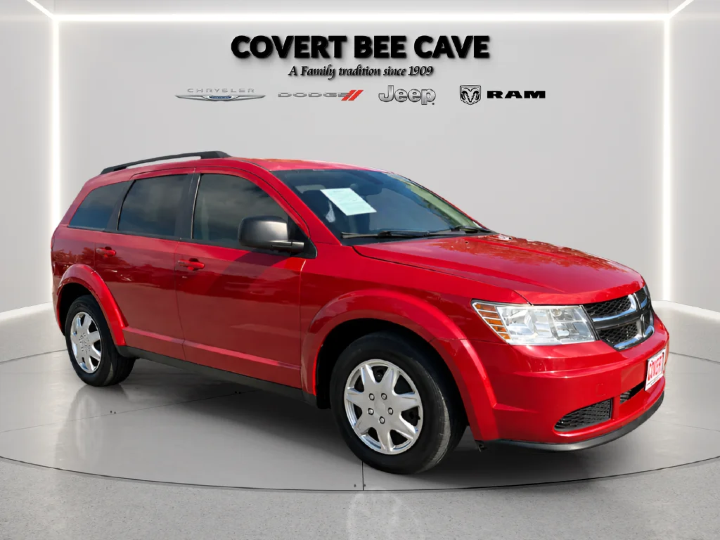 Used 2020 Red Dodge SE image 1