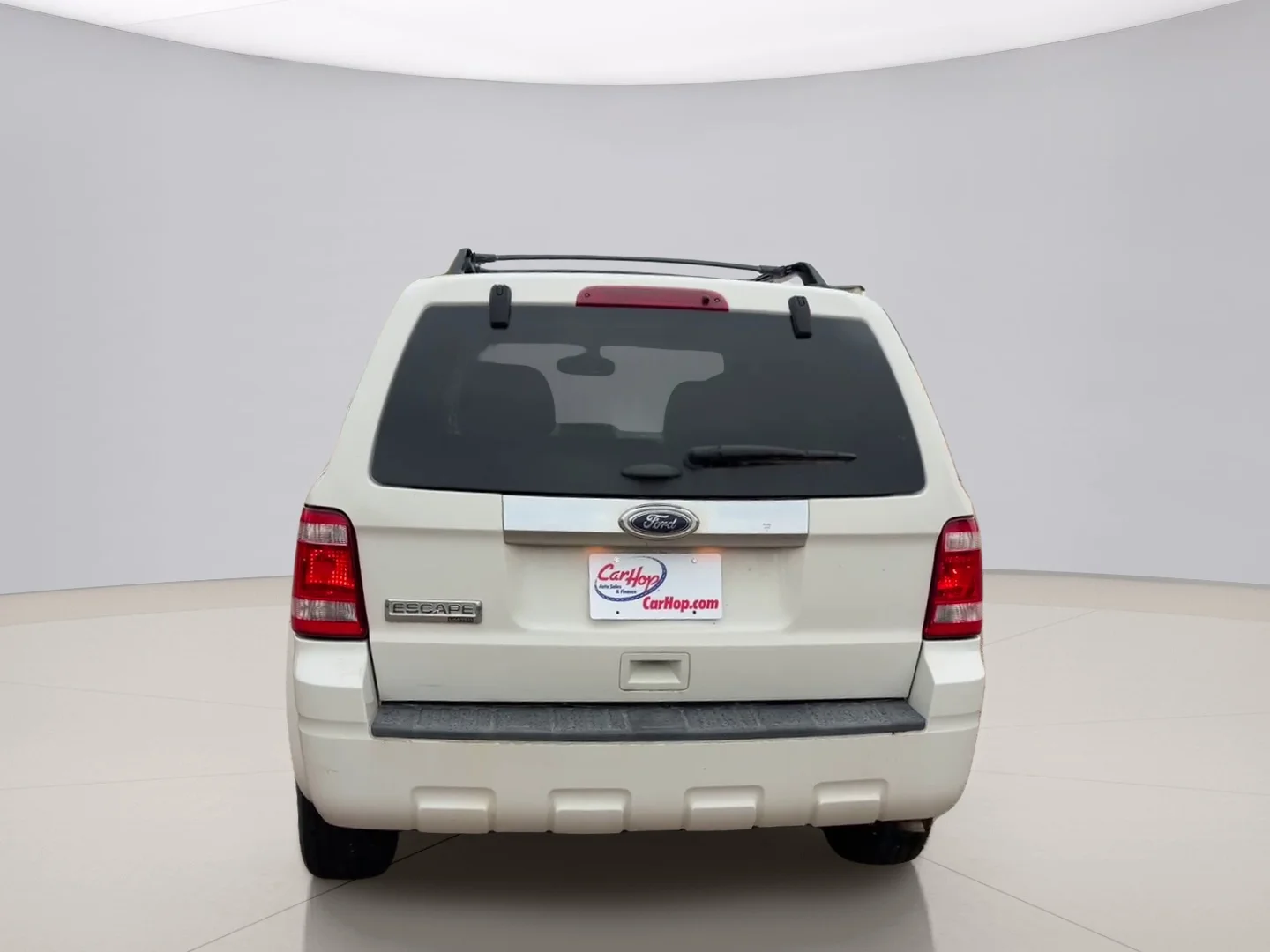 Used 2012 White Ford LIMITED image 4
