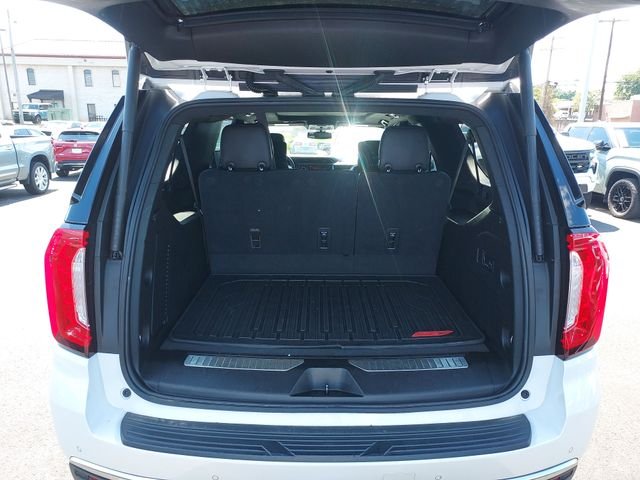 Used 2021 White GMC Denali image 9