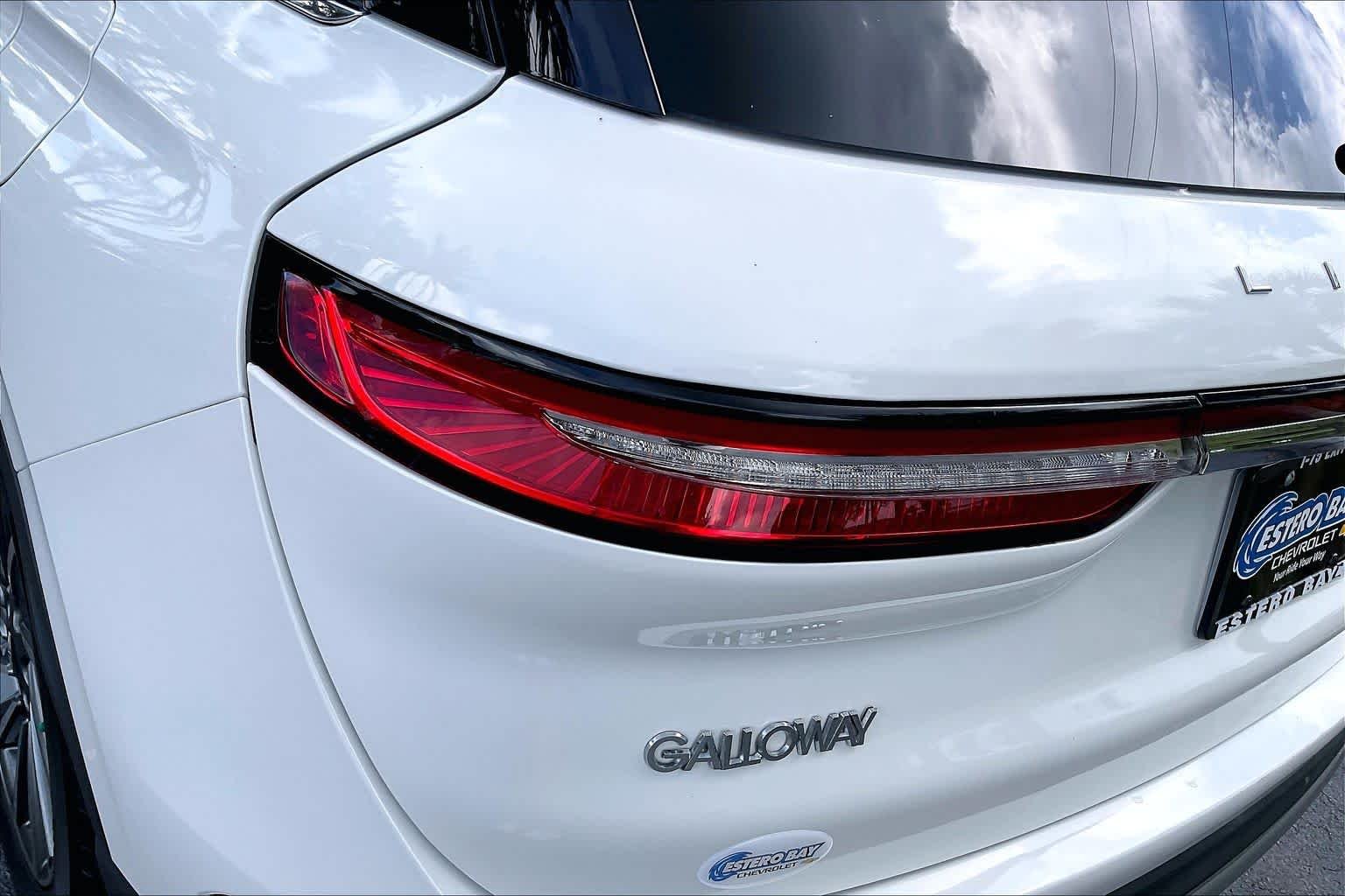 Used 2023 Pristine White Lincoln Reserve image 28