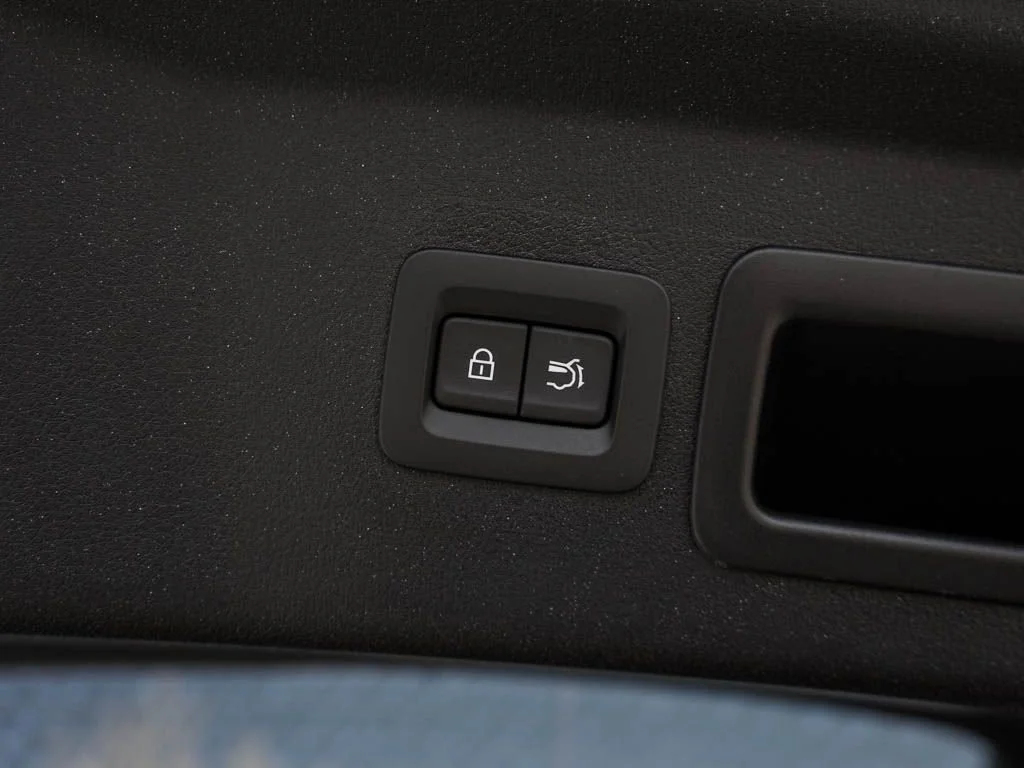 New 2026 Navy Blue Mica Mazda 2.5 S Preferred AWD image 9