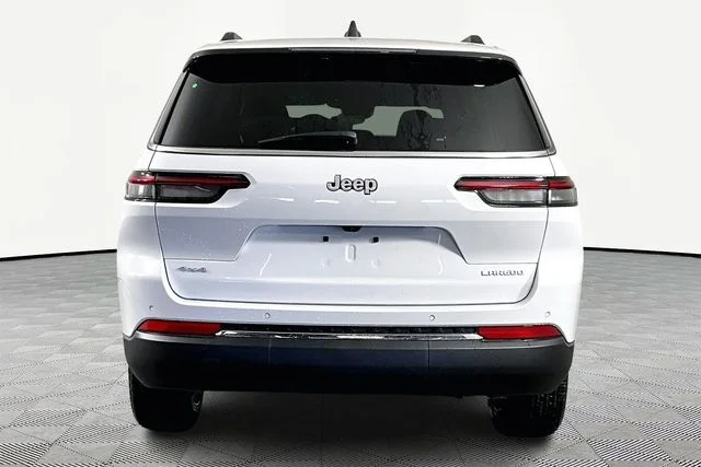 New 2026 White Jeep Laredo X image 5