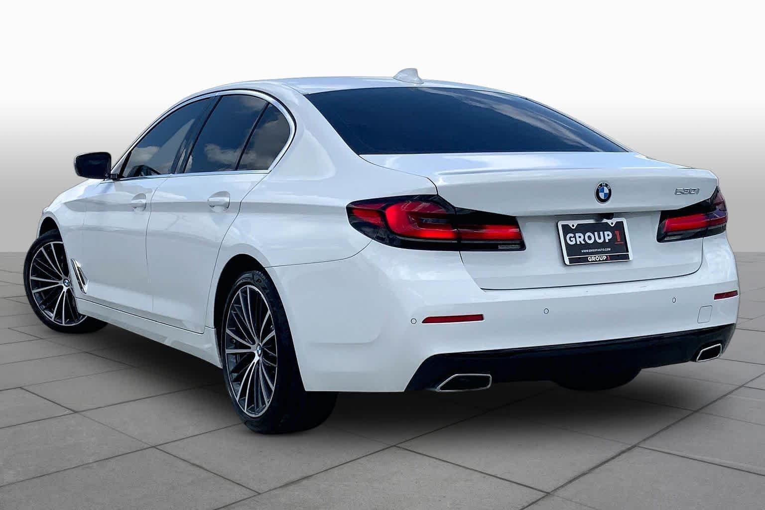 Used 2023 Alpine White BMW 530i image 11