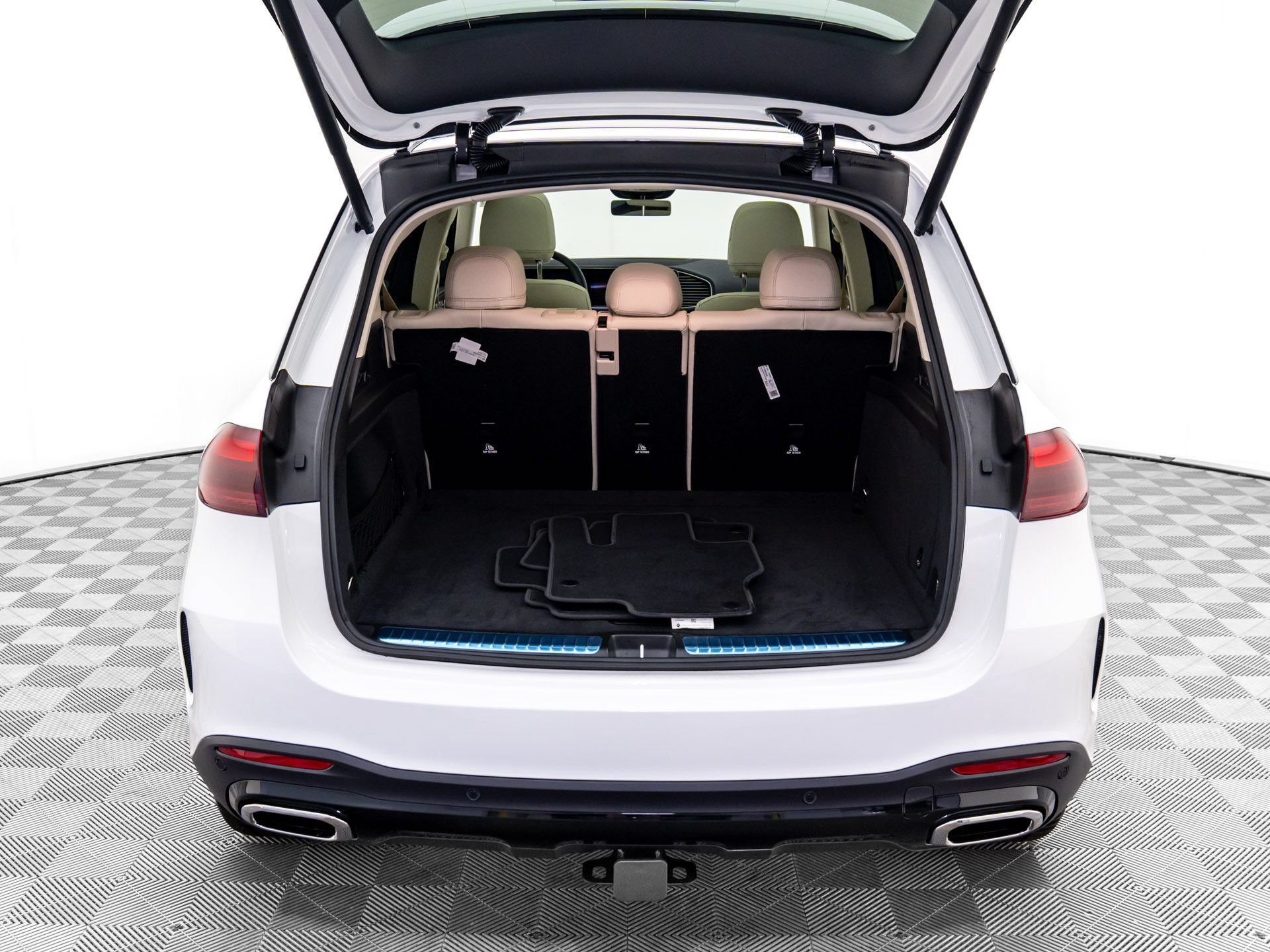 New 2026 Polar White Mercedes-Benz GLE 450 image 80