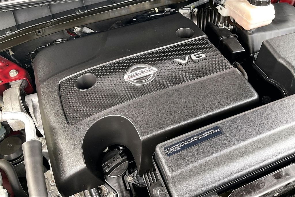 Used 2017 Red Nissan SV image 35
