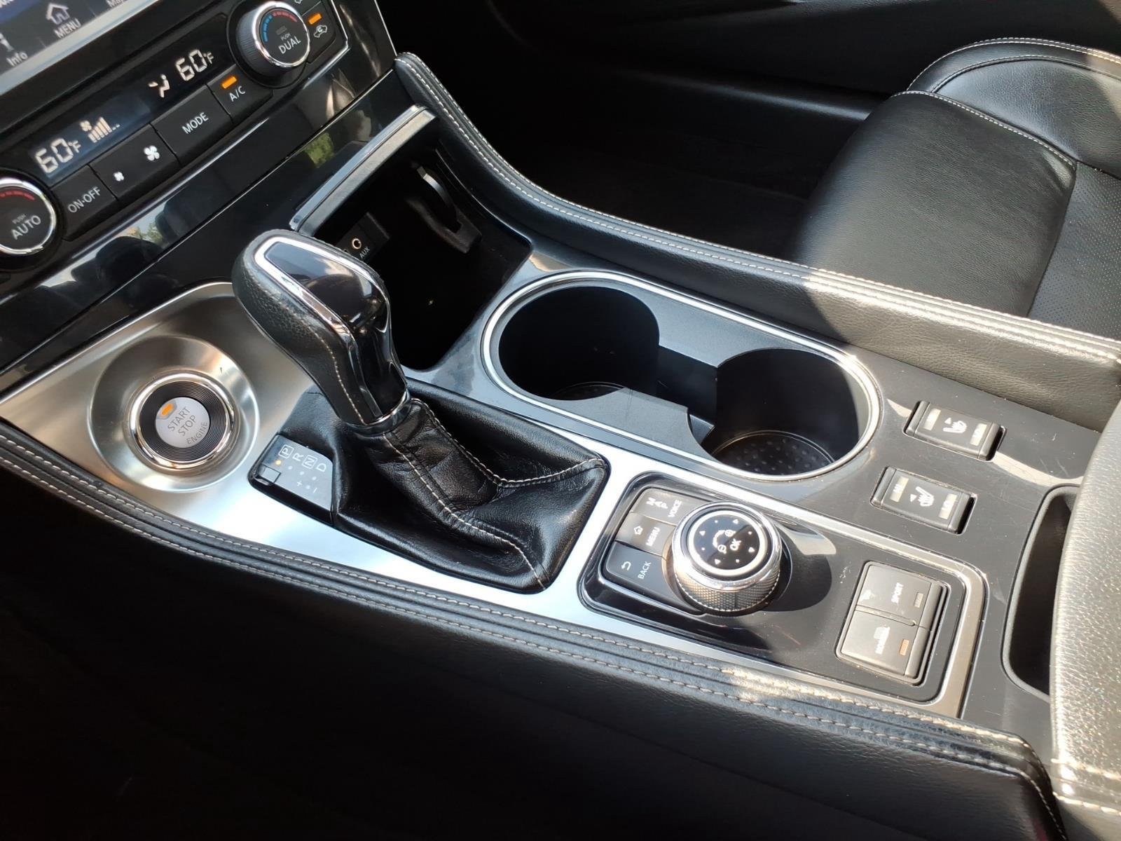 Used 2018 Deep Blue Pearl Nissan SV image 17