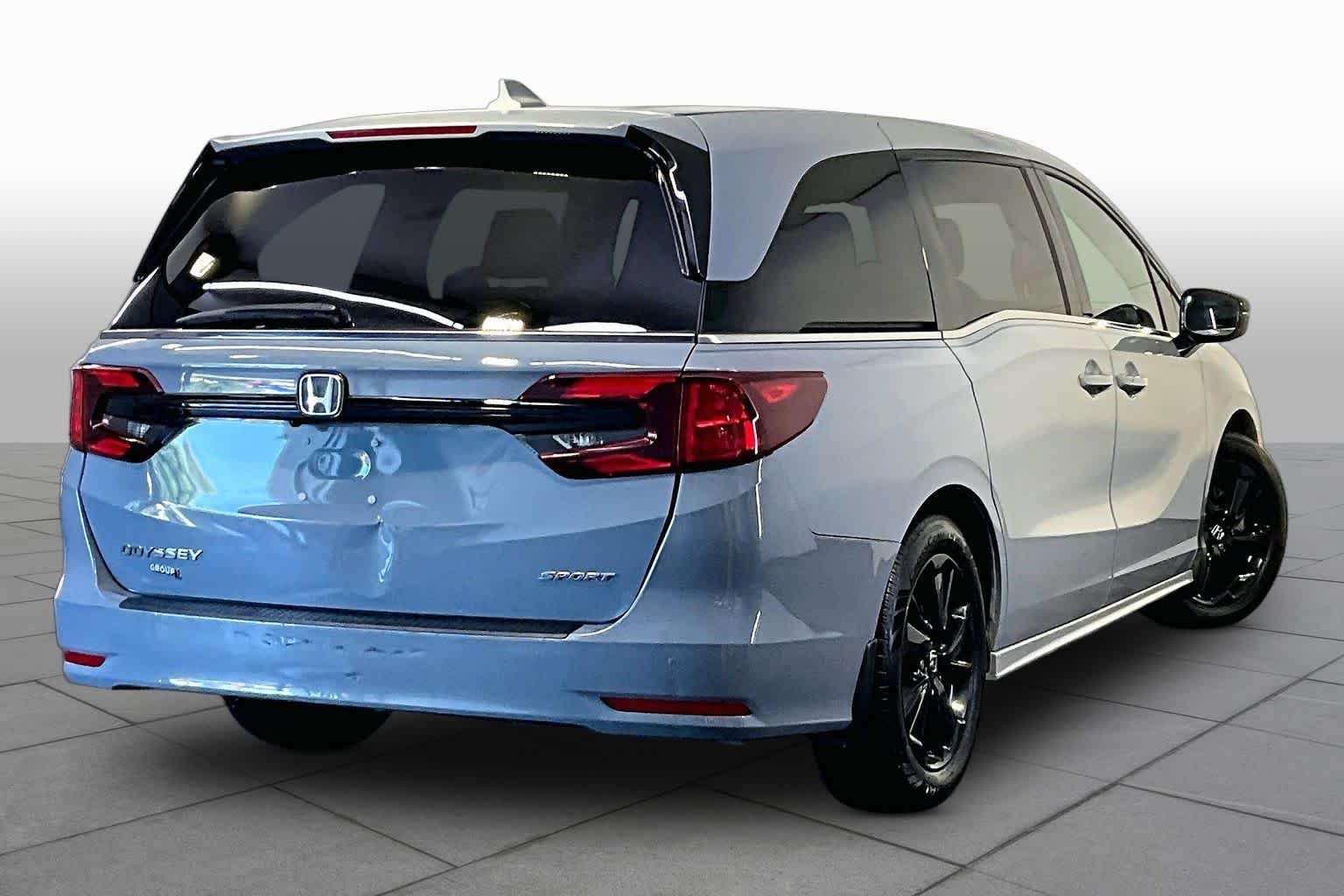 Used 2023 Sonic Gray Pearl Honda Sport image 12