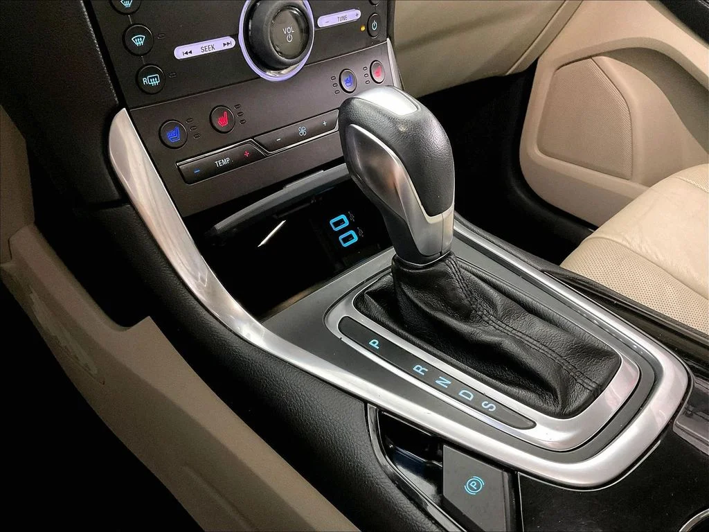 Used 2016 White Ford Titanium image 36