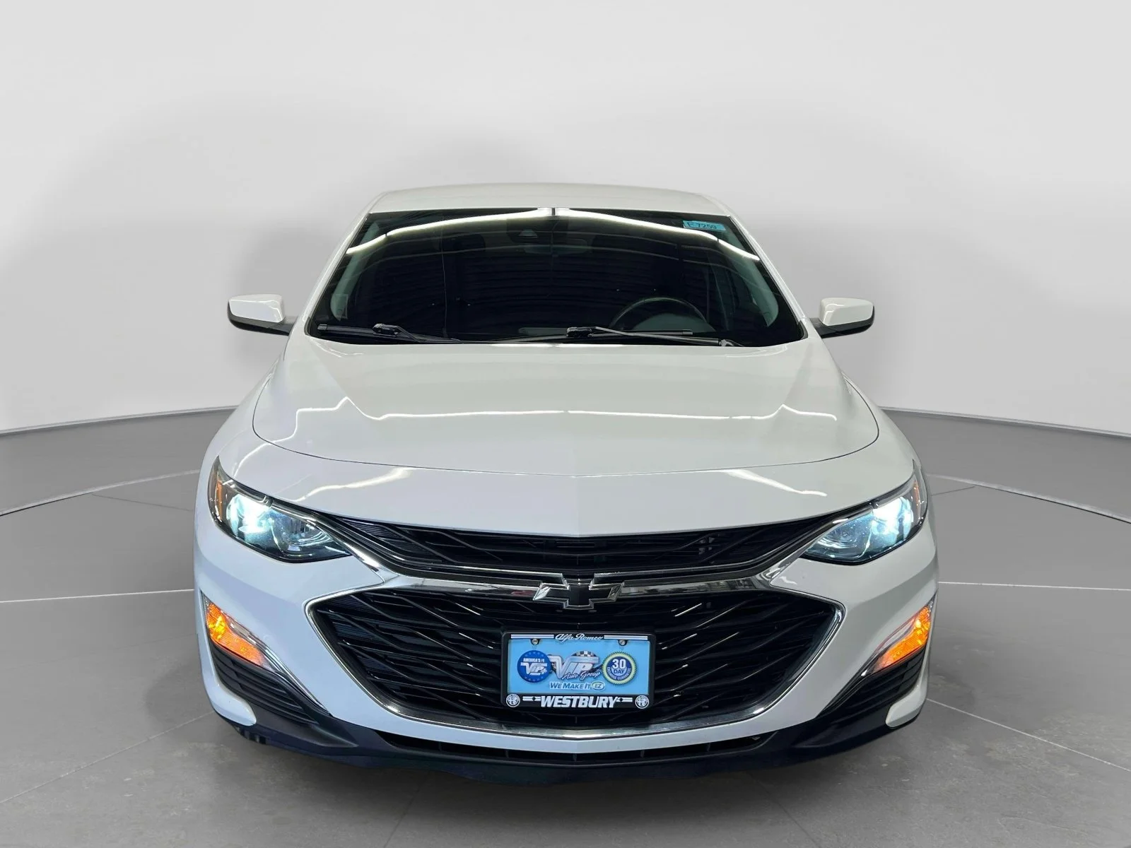 Used 2021 Chevrolet Malibu RS with VIN 1G1ZG5ST5MF064697 for sale in Plainview, NY