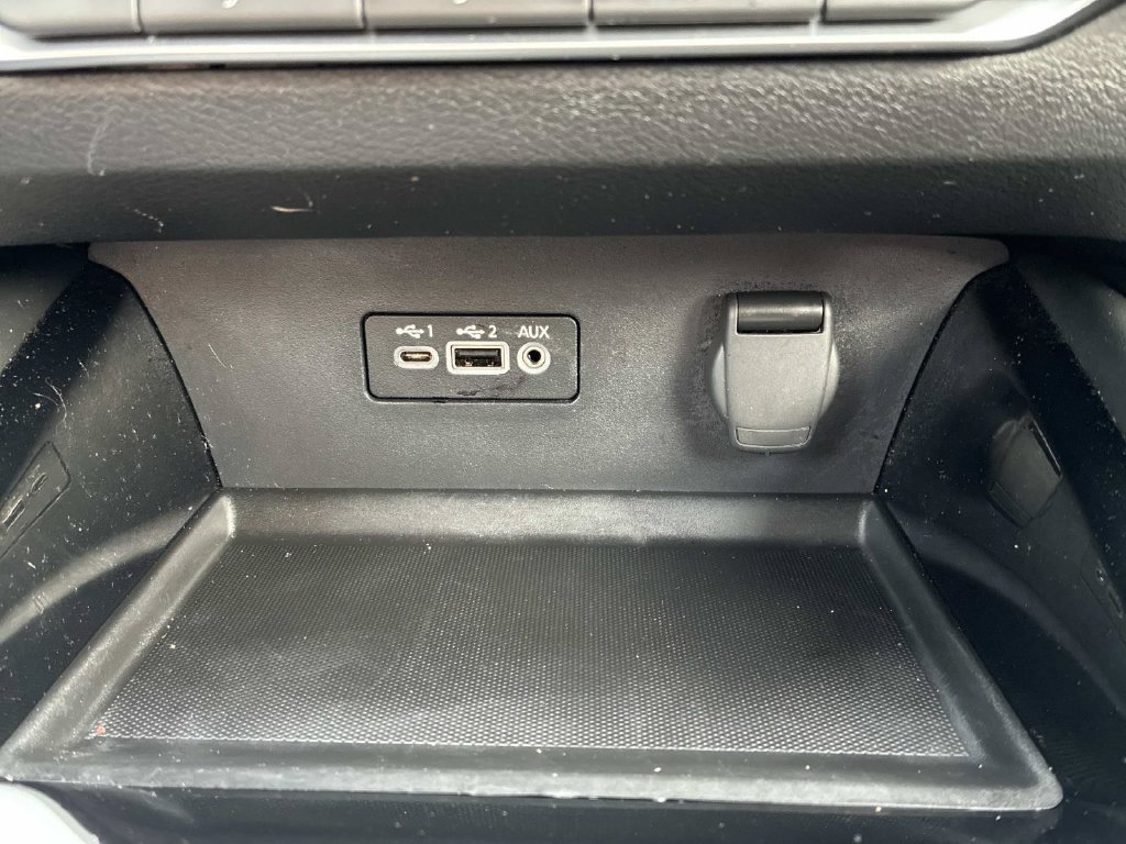 Used 2024 Black Nissan 2.5 SR image 29