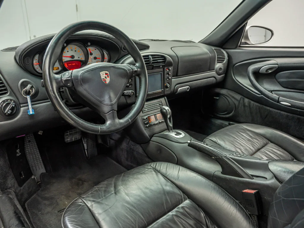 Used 2003 Arctic Silver Metallic Porsche  image 4