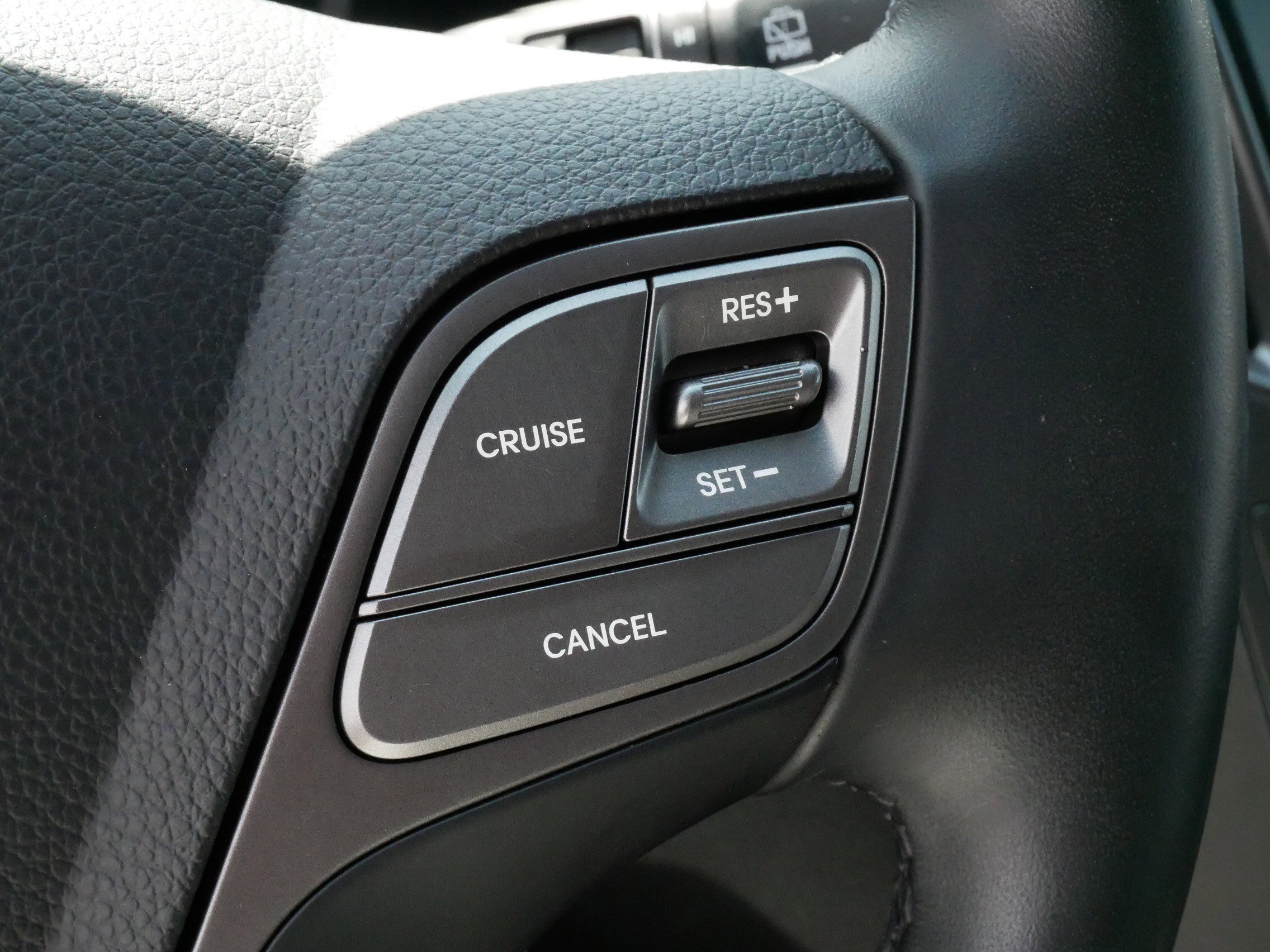 Used 2017 Mineral Gray Hyundai 2.4L image 25