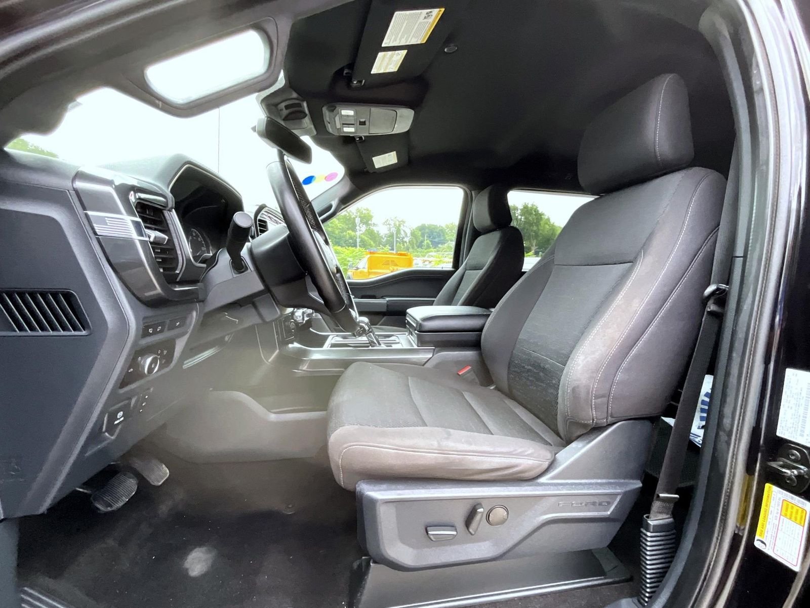 Used 2023 Black Ford XLT image 12