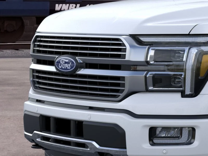 New 2026 Star White Metallic Tri-Coat Ford Platinum® image 17