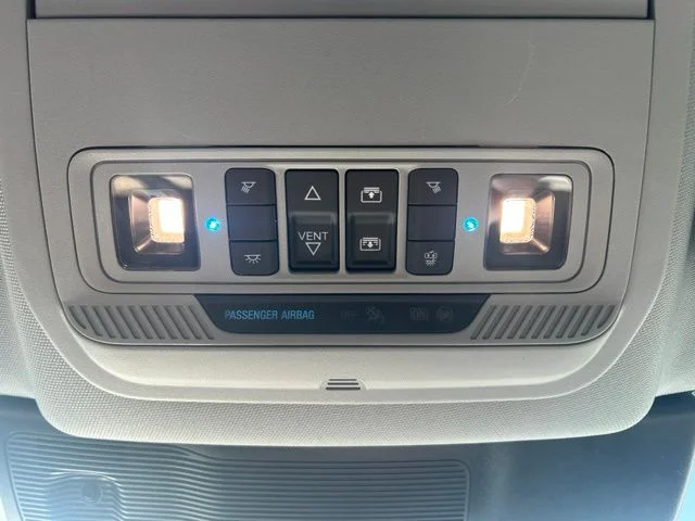 Used 2023 Silver Ford XLT image 18