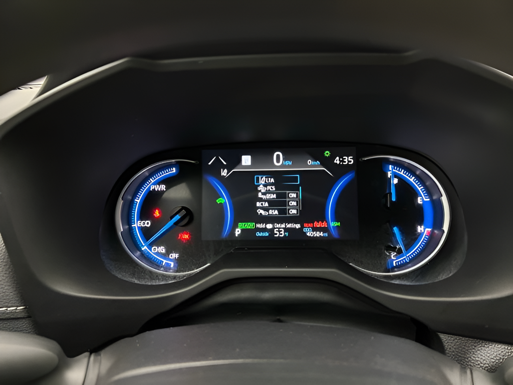 Used 2025 Silver Sky Metallic Toyota XLE image 19