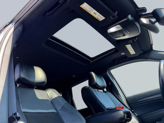 Used 2018 Gray Jeep Altitude image 32
