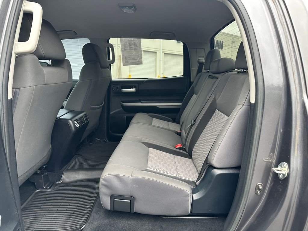 Used 2017 Gray Toyota SR5 image 12
