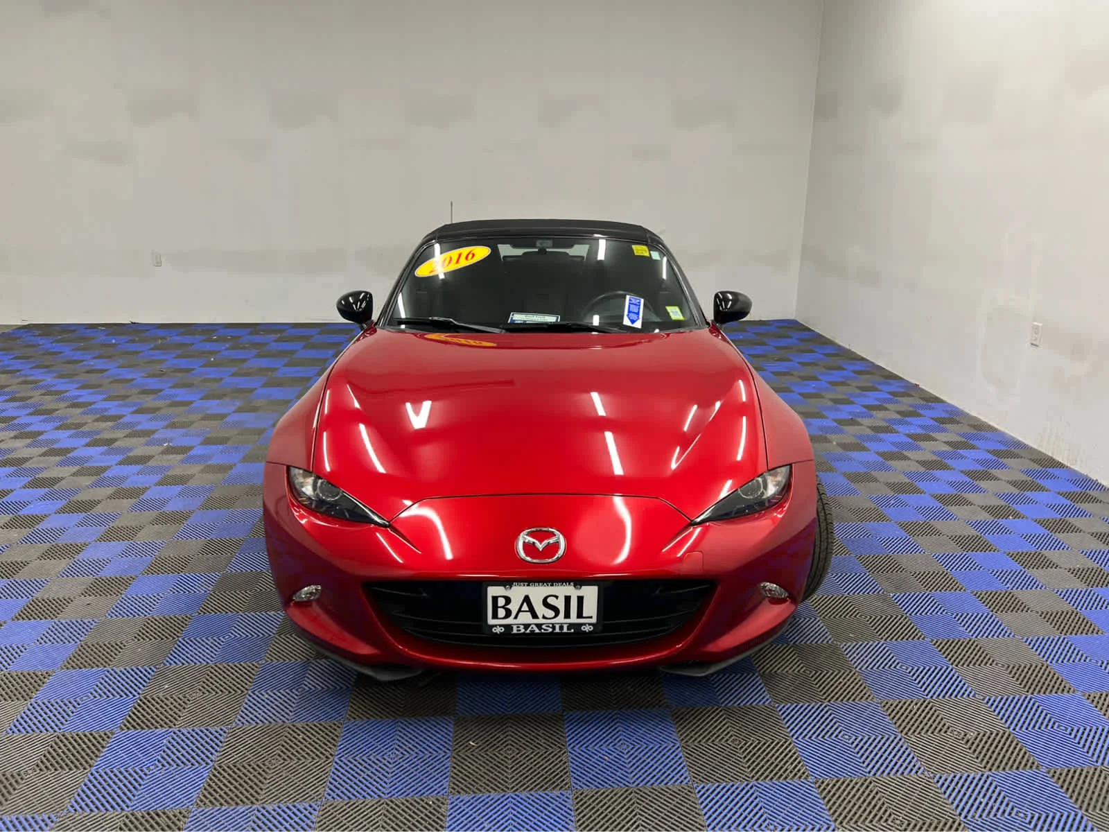 Used 2016 Soul Red Metallic Mazda Sport image 5