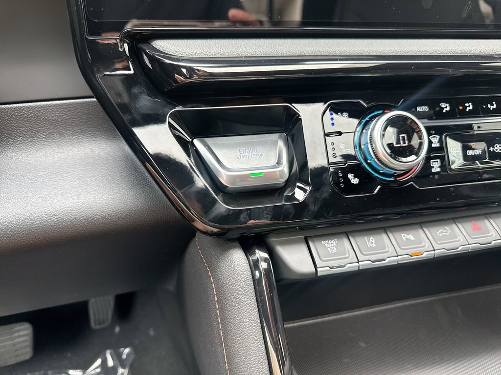 2026 GMC Sierra 2500HD AT4 - Photo 17
