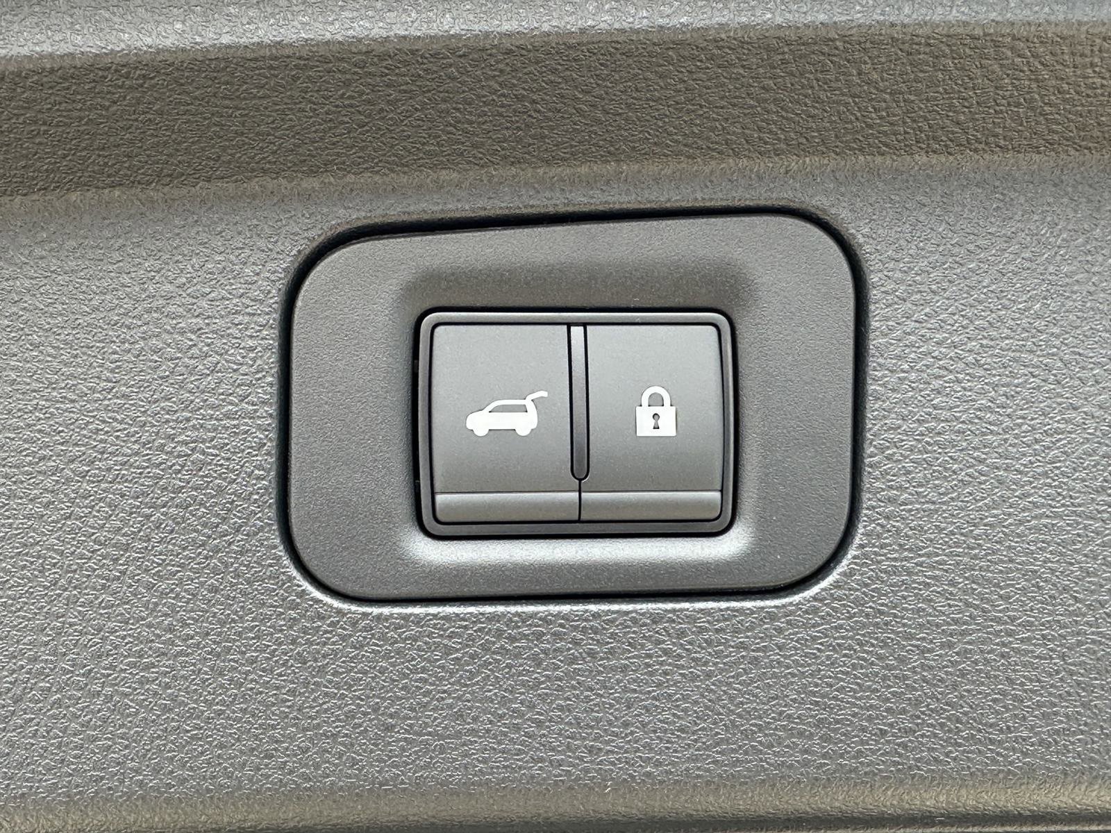 New 2026 Gun Metallic Nissan Platinum Reserve image 35