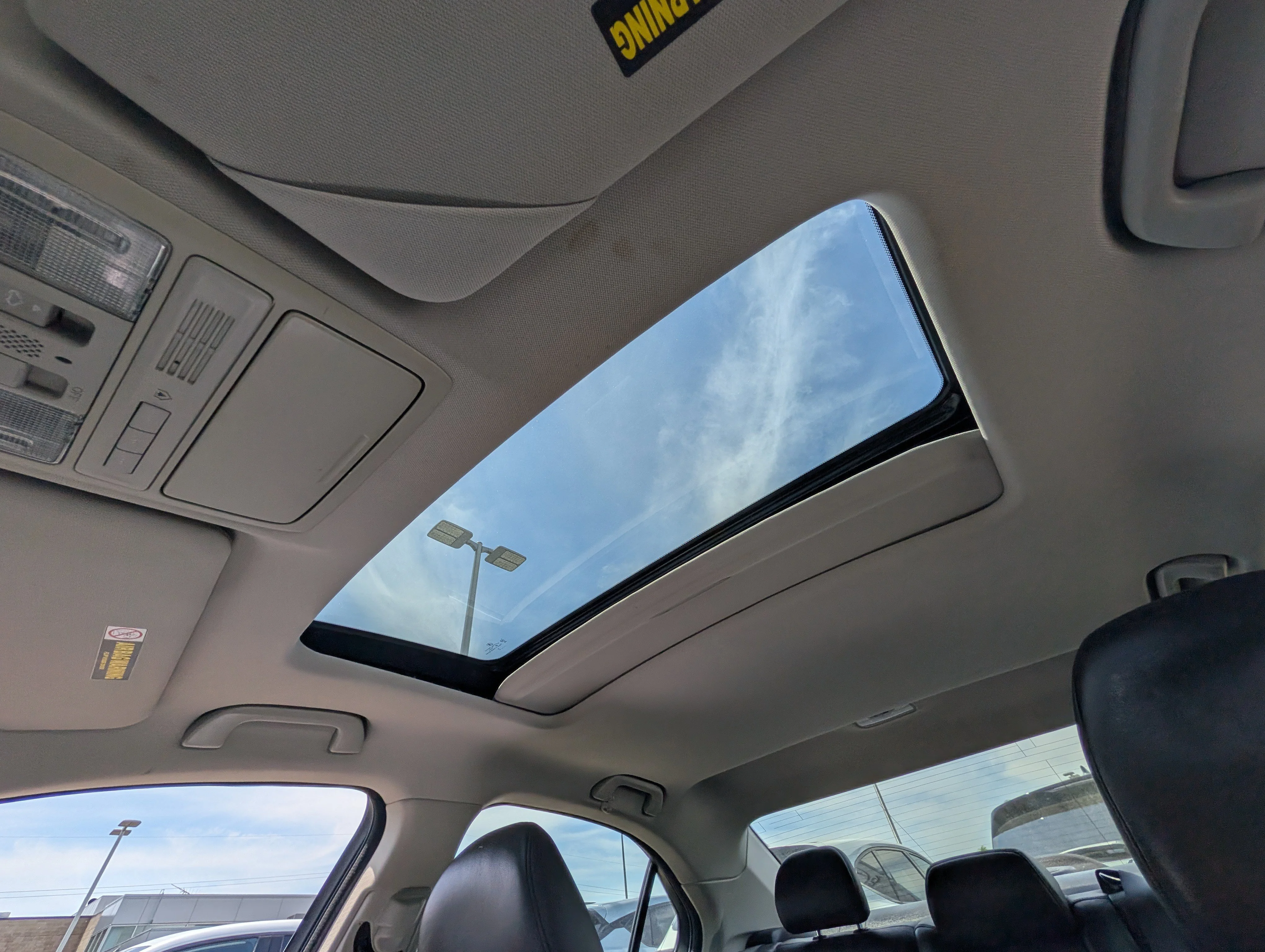 Used 2010 Palladium Metallic Acura  image 32