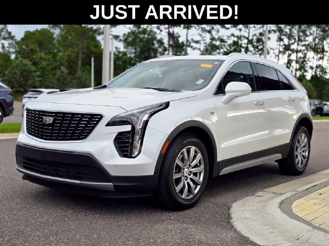 Used 2020 White Cadillac Premium Luxury image 27