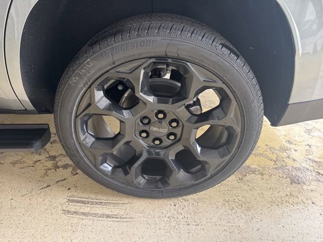 2026 GMC Yukon Denali - Photo 28