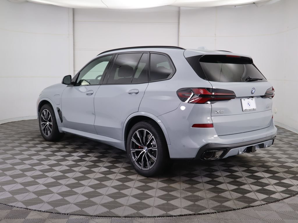 Used 2026 Gray Metallic BMW xDrive50e image 7