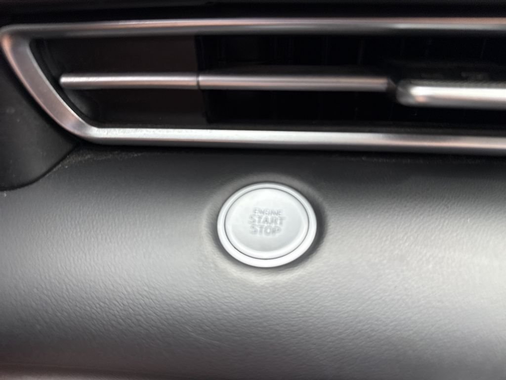 2022 Hyundai Elantra Blue - Photo 22