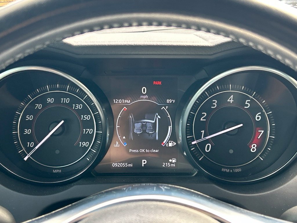 Used 2018 White Jaguar Base image 17