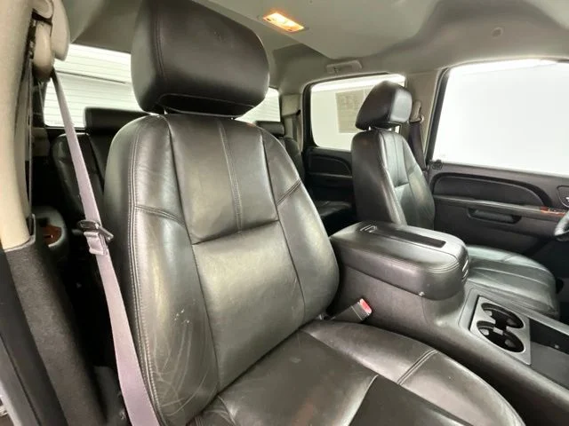 Used 2014 Black GMC SLT image 12