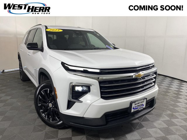 2025 Chevrolet Traverse LT