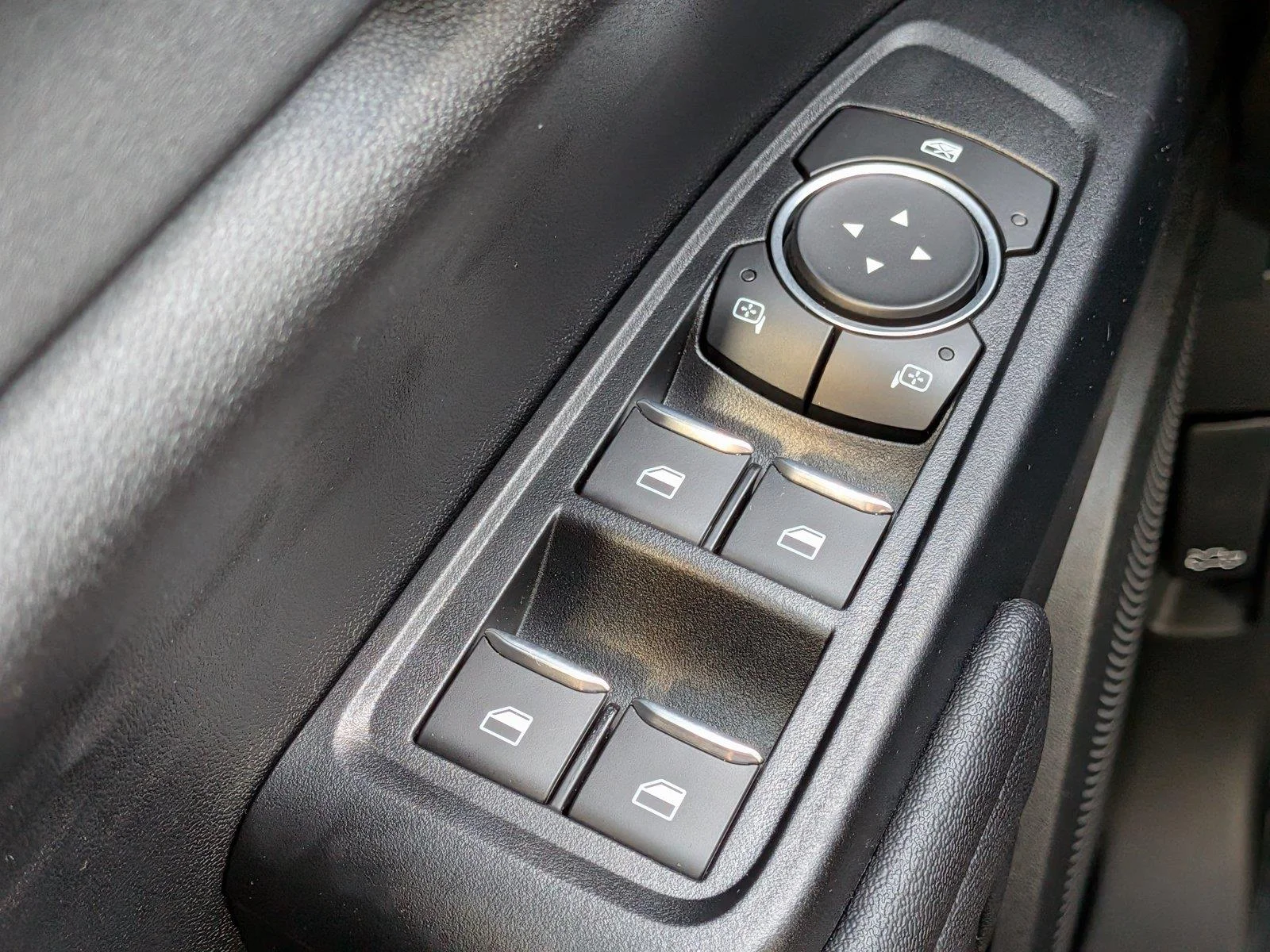 New 2026 Carbonized Gray Metallic Ford XL image 24