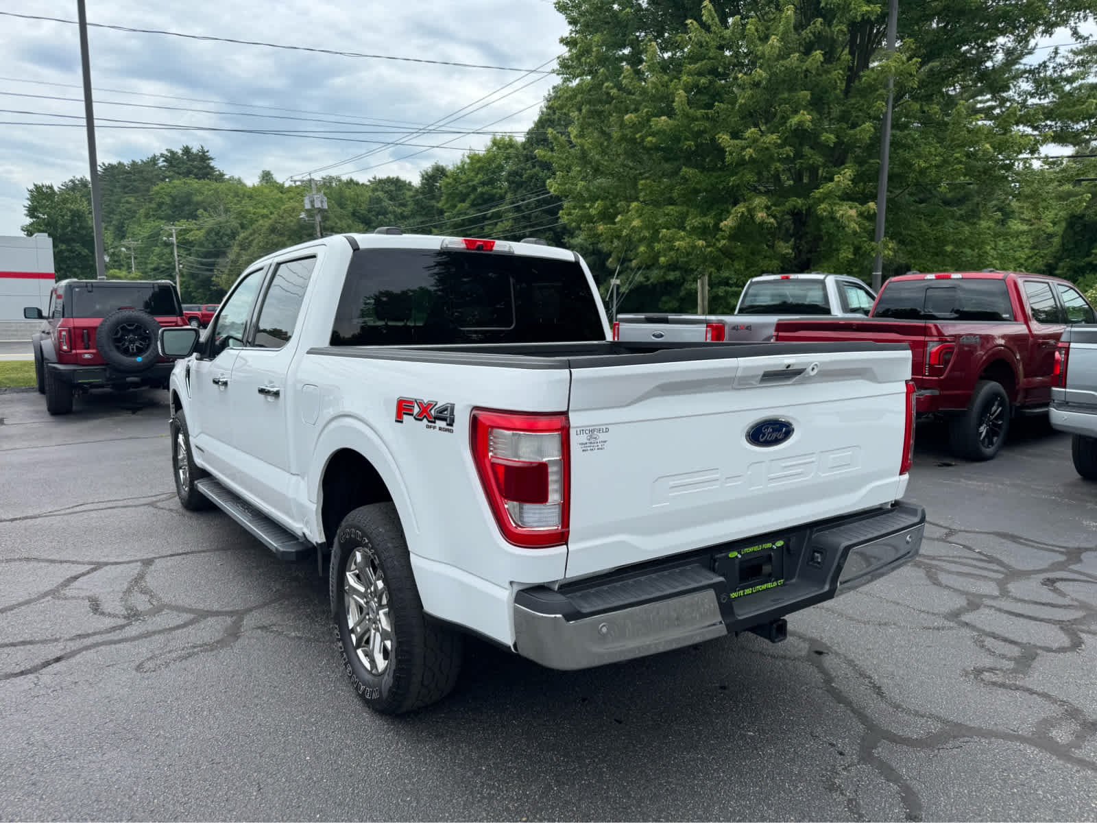 Certified Used 2021 Oxford White Ford LARIAT image 3