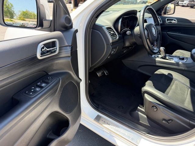 Certified Used 2022 White Jeep Laredo X image 22