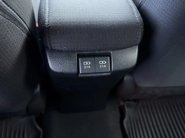 2022 Toyota Prius Prime LE - Photo 26