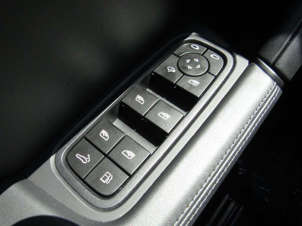 2025 Porsche Cayenne Coupe S E-Hybrid - Photo 24