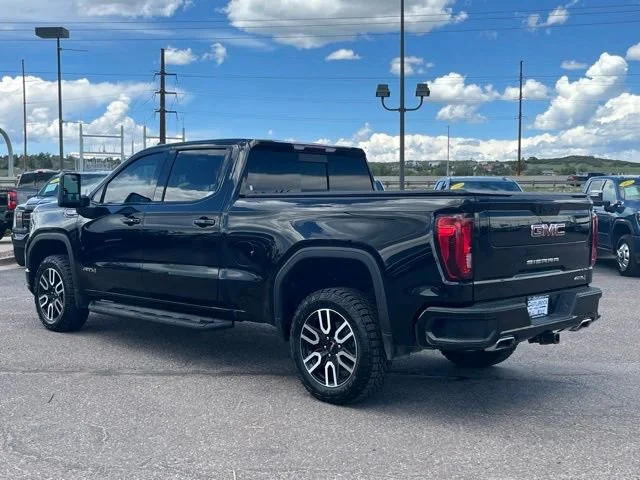 Used 2022 Onyx Black GMC AT4 image 3